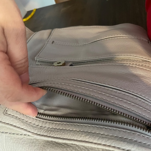 Fossil Morgan Leather Crossbody Bag - Picture 13 of 15